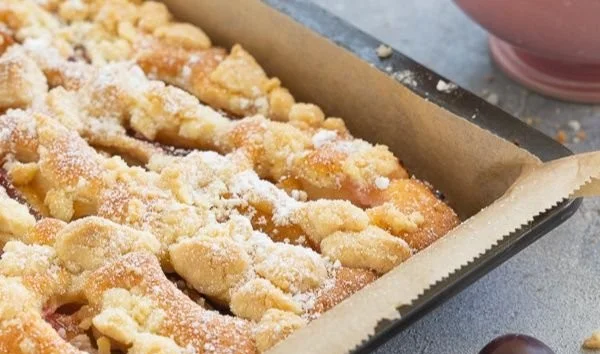 Zwetschgenkuchen mit Streuseln – saftiges Rezept für einen fruchtigen Genuss