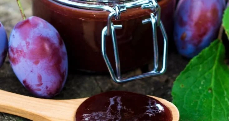 Selbstgemachte Zwetschgenmarmelade